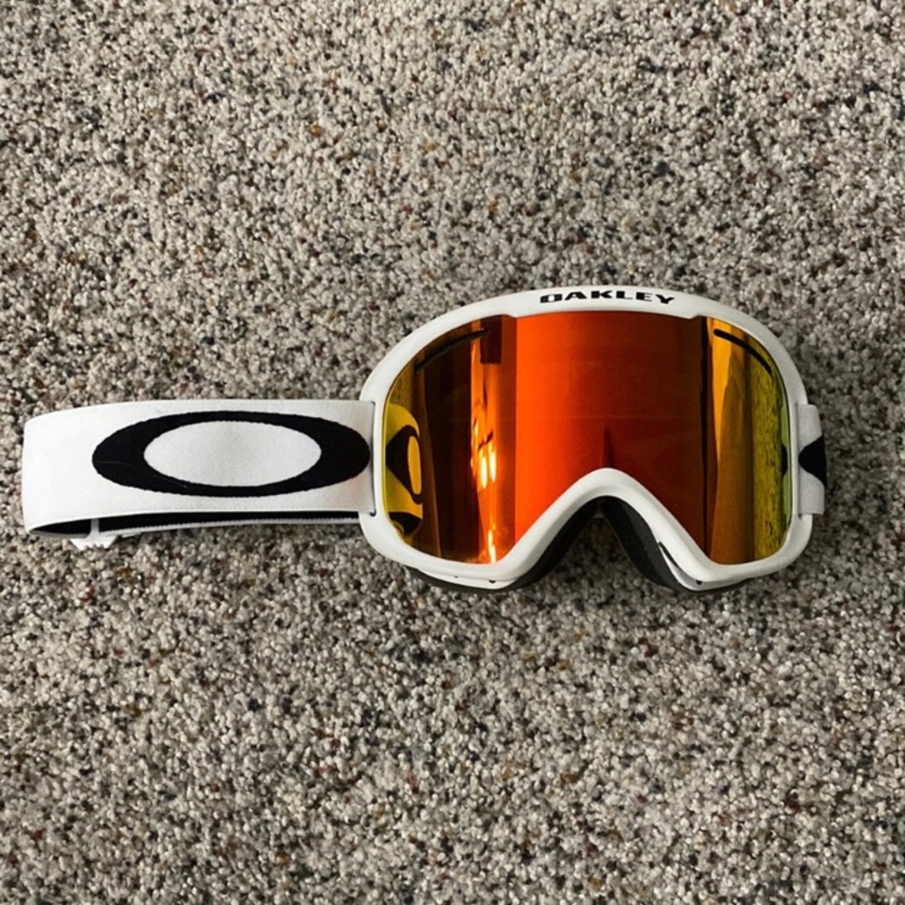 Unisex Oakley Ski Goggles